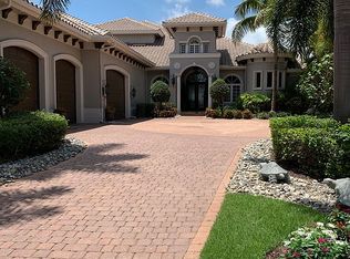18000 Via Bellamare Ln, Miromar Lakes, FL 33913