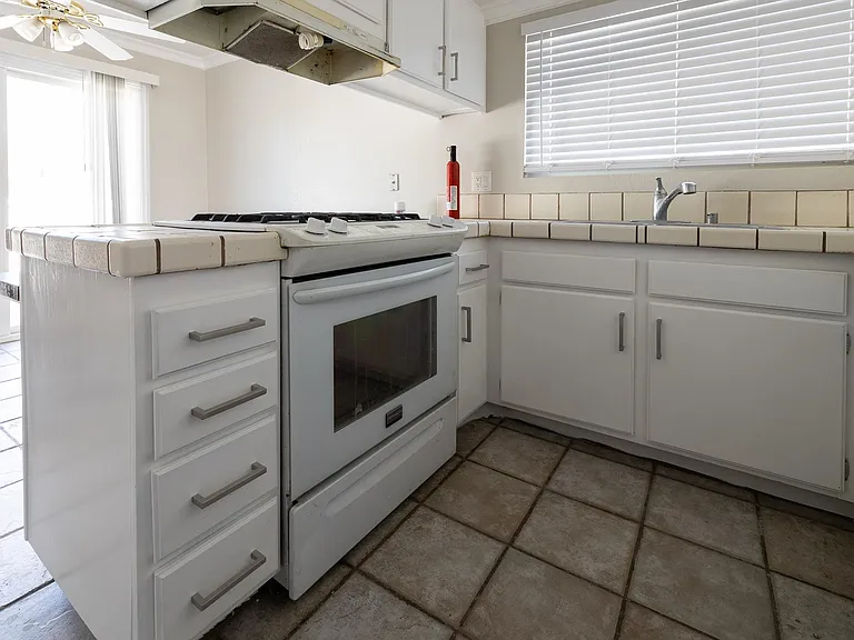 1793 Stokes St #4 — Photo 10