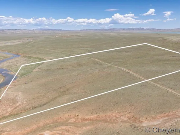 131 Sunshine Dr, Rock River, WY 82058