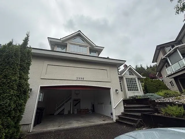 2 Christina Pl — Photo 1