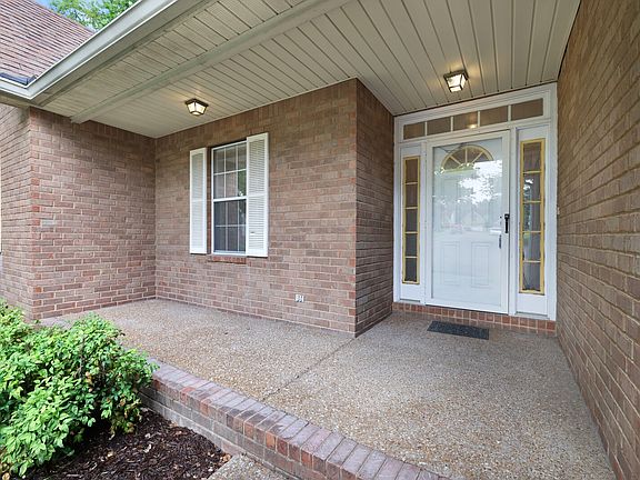 2nd image of 712 Elderberry Ct