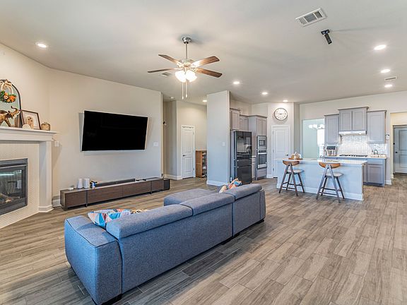 3rd image of 10638 Cherry Tree Way