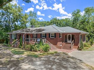 296 6th Ave, Winder, GA 30680