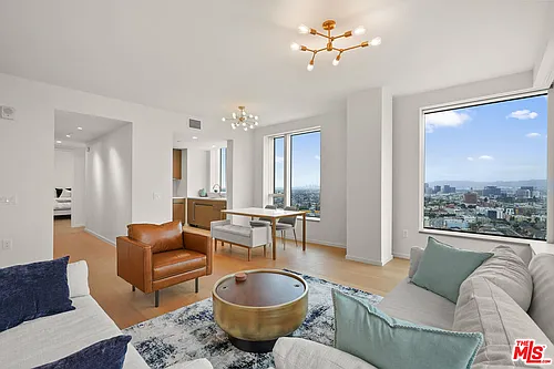 889 Francisco St #2608 Photo 1