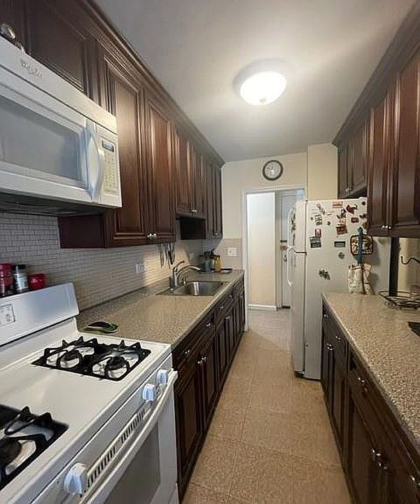 1st image of 2928 W 5th St APT 11S