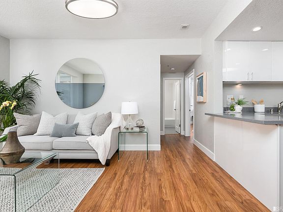 3rd image of 201 Harrison St APT 831
