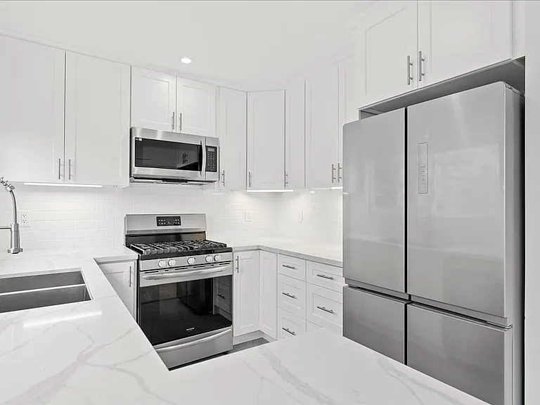 1701 Washington Way #10 — Photo 4