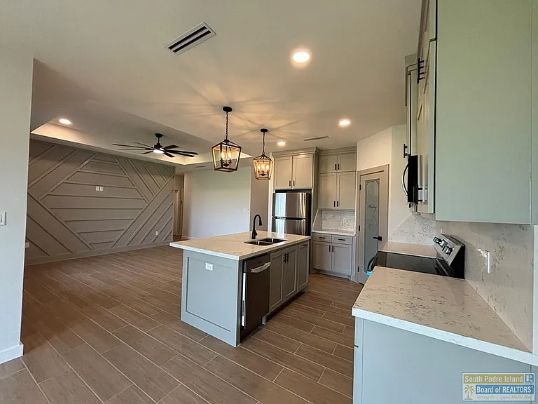 3002 Eliseo Villarreal Ave — Photo 7