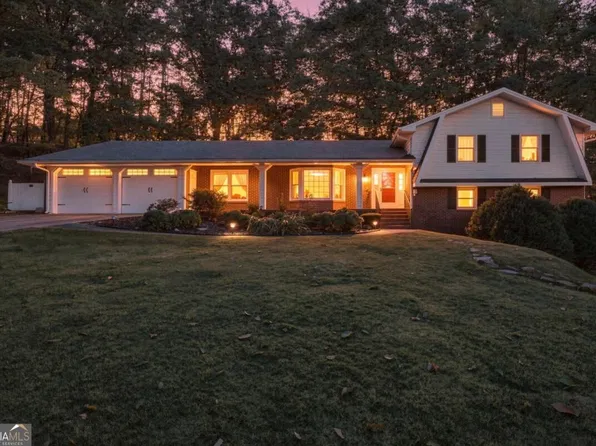 2555 Ridge Park Dr, Cumming, GA 30040