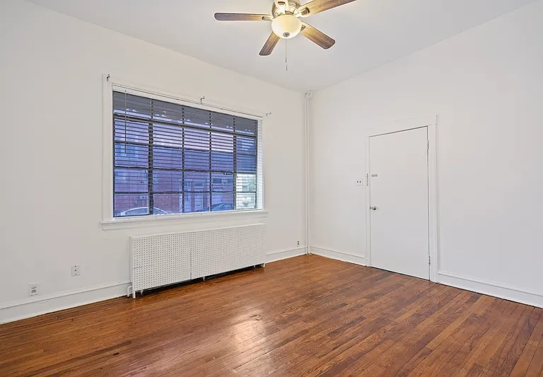 156 Chestnut Ave #1F — Photo 6