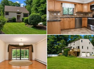 7 Karen Ann Dr, Smithfield, RI 02917