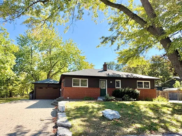 292 Woodward Ave, Milton, ON L9T 1V2