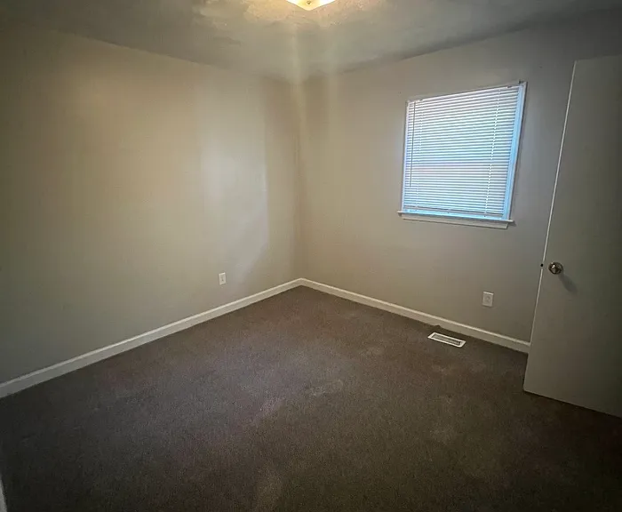 1028 Cleveland St — Photo 6