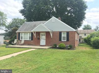 27 Hillside Rd, Broomall, PA 19008