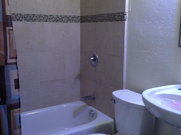 3rd image of 103 N Westmoreland Ave