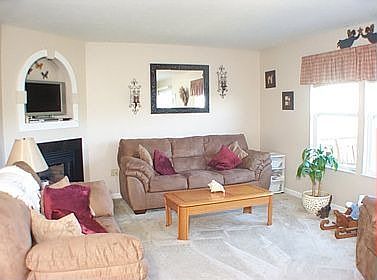 1st Floor Family Room