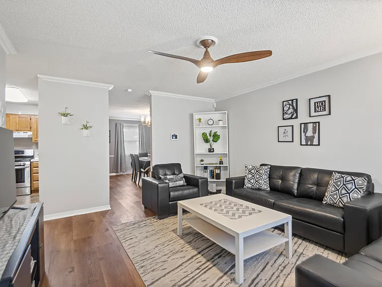 106 Willow Grove Ct — Photo 8