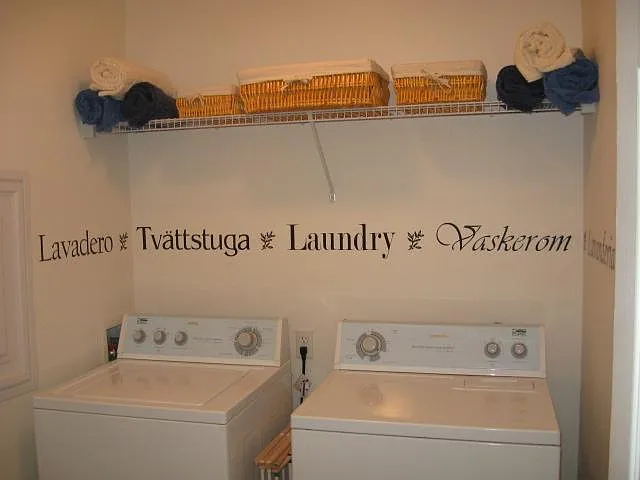 1045 SW Lost Trail Dr — Photo 5