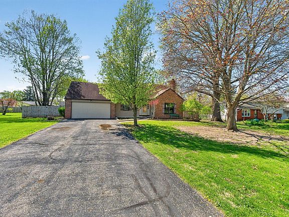 2nd image of 4985 Dellen Rd