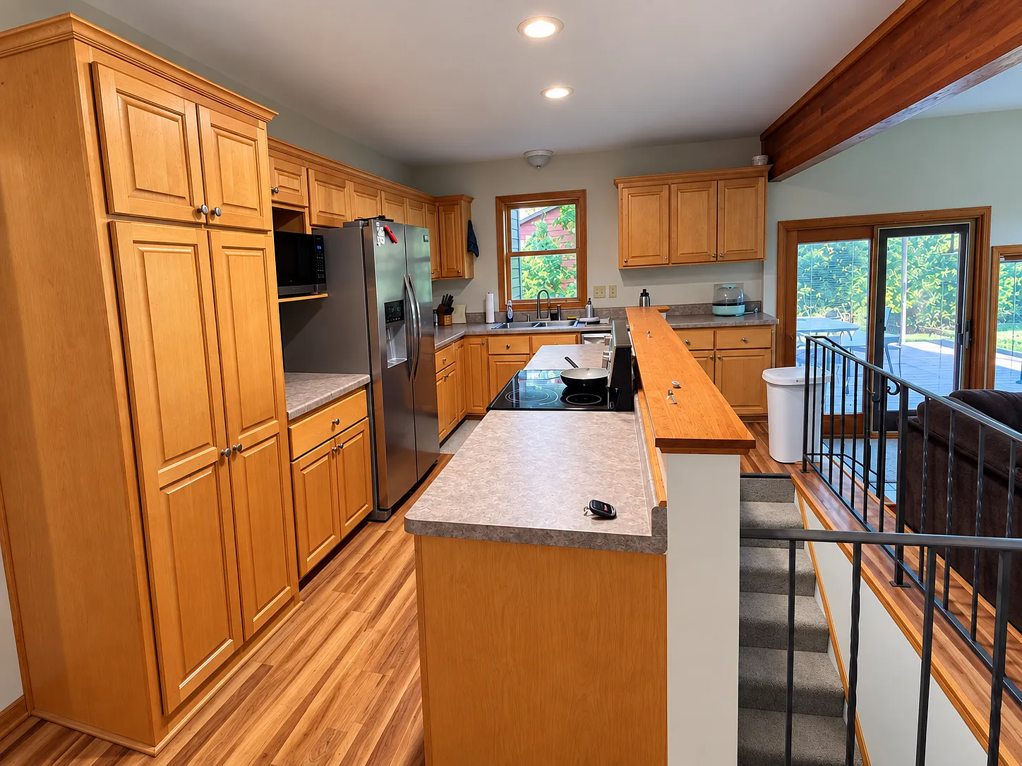 4 bed, 2.5 bath, 1650 sqft, $3,000 — Photo 4