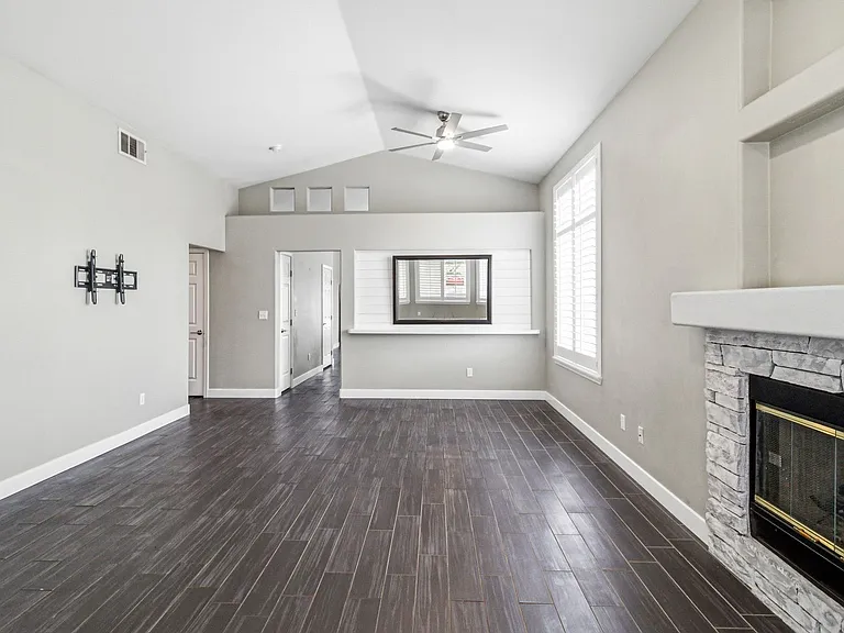 9523 Observer St — Photo 10