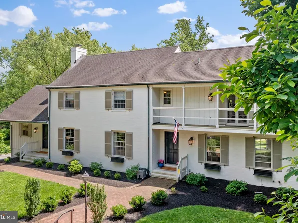 1713 Thornton Ridge Rd, Towson, MD 21204