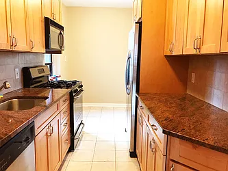 Rented by NY Space Finders Inc.