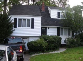 55 W Tryon Ave, Teaneck, NJ 07666