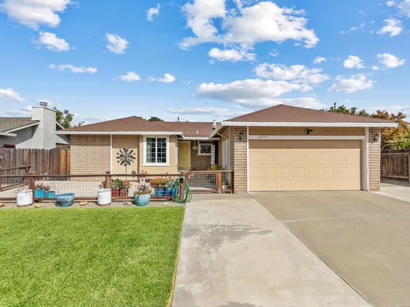 2029 Woodacre Dr, Modesto, CA 95355