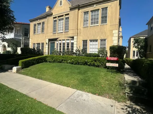 136 S Reeves Dr #B, Beverly Hills, CA 90212