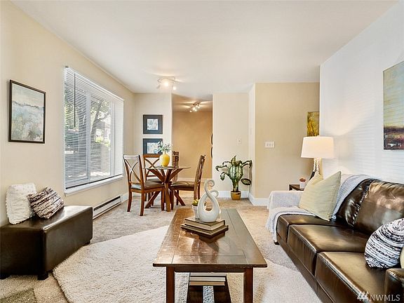 4th image of 4831 Fauntleroy Way SW APT 101
