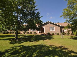 425 Leitzsey Rd, Pomaria, SC 29126