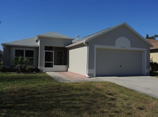 230 Wickham Lakes Dr, Melbourne, FL 32940