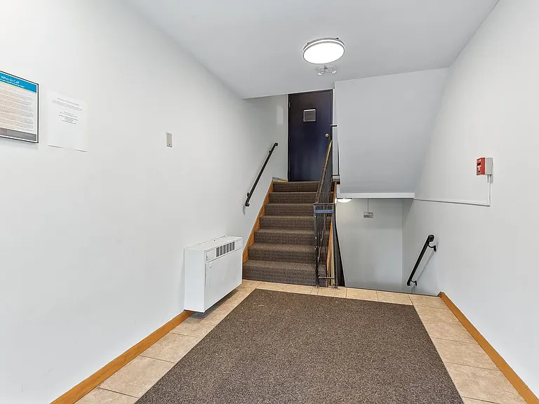 2417 Garfield Ave — Photo 13