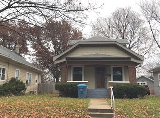 1018 5th St, Aurora, IL 60505