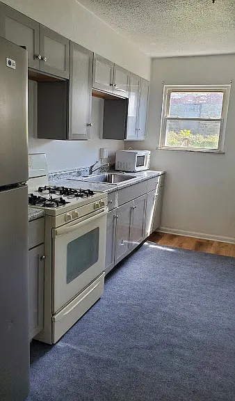 3214 Juliet St — Photo 2