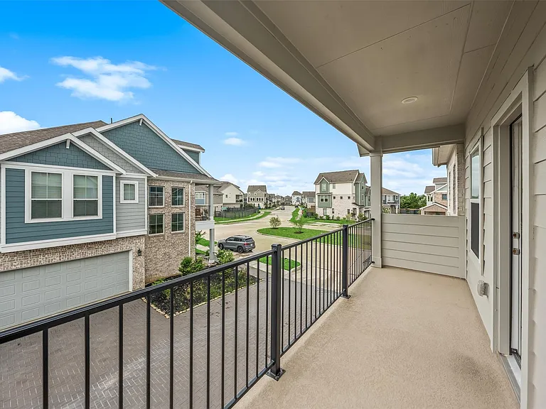 18814 River Overlook Ct — Photo 16