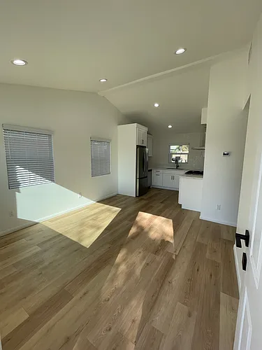 327 W Aliso St Photo 1