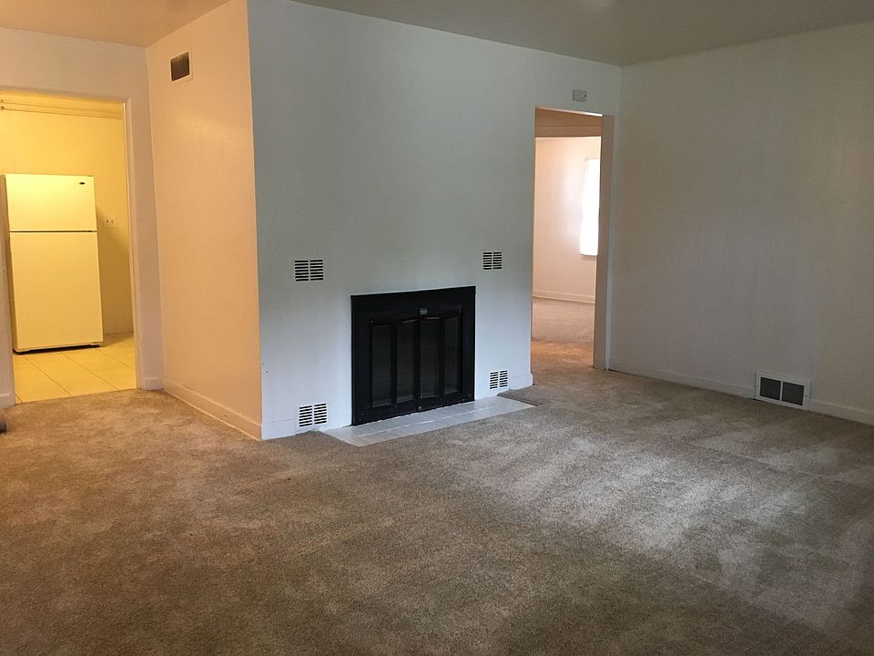 1st image of 2226 W Crescent Ave