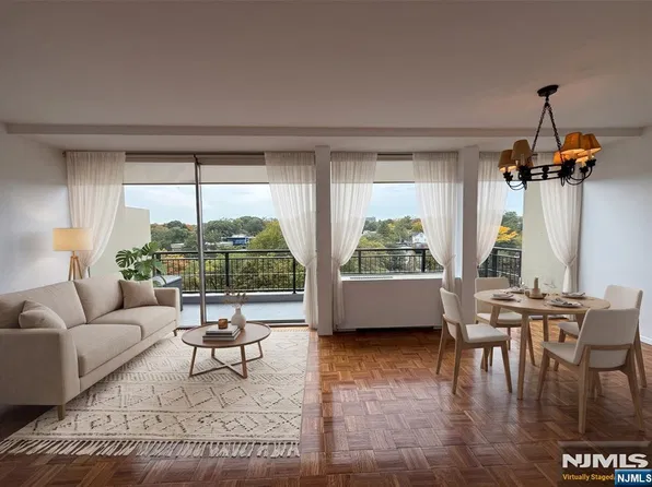 3 Horizon Road #819, Fort Lee, NJ 07024