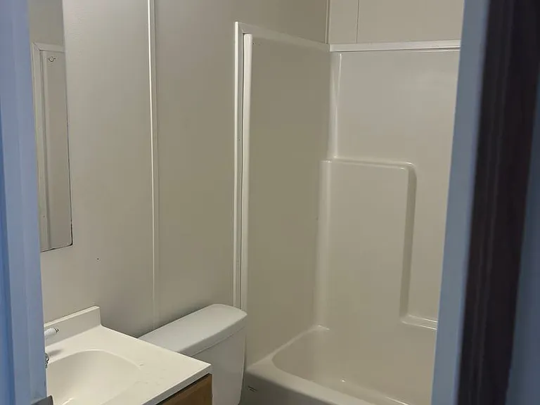 25 Alice Ct — Photo 3
