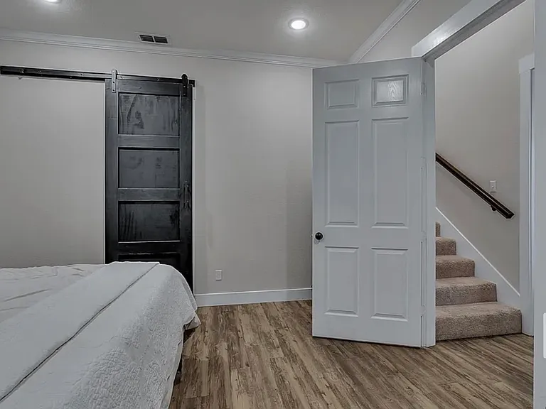4516 Lone Oak Ln — Photo 16
