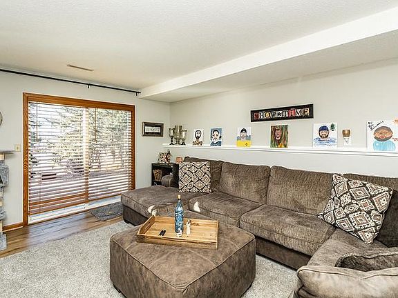 3rd image of 3864 Chesapeake Ln NW