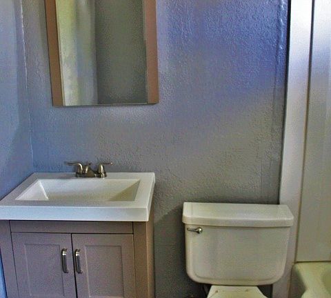 4th image of 305 5th Ave APT 2