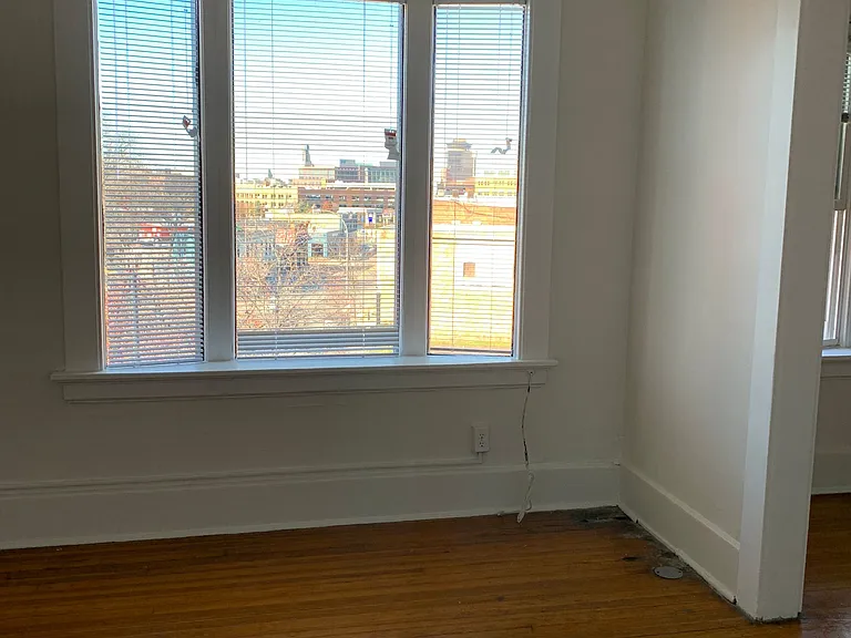 136 S Union St #6 — Photo 7