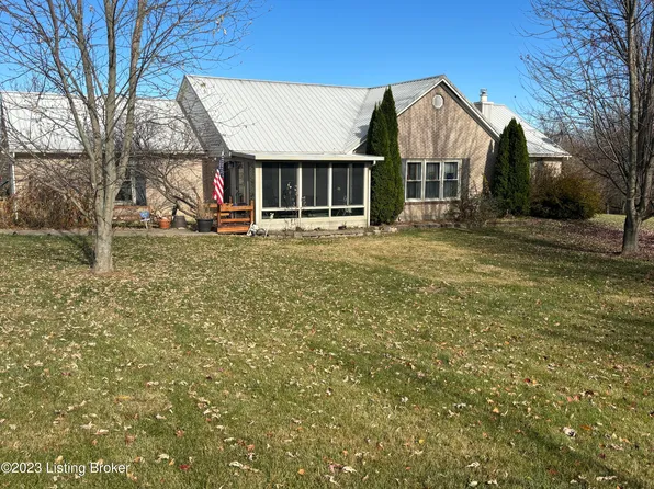 372 Fisher Farm Rd, Bedford, KY 40006