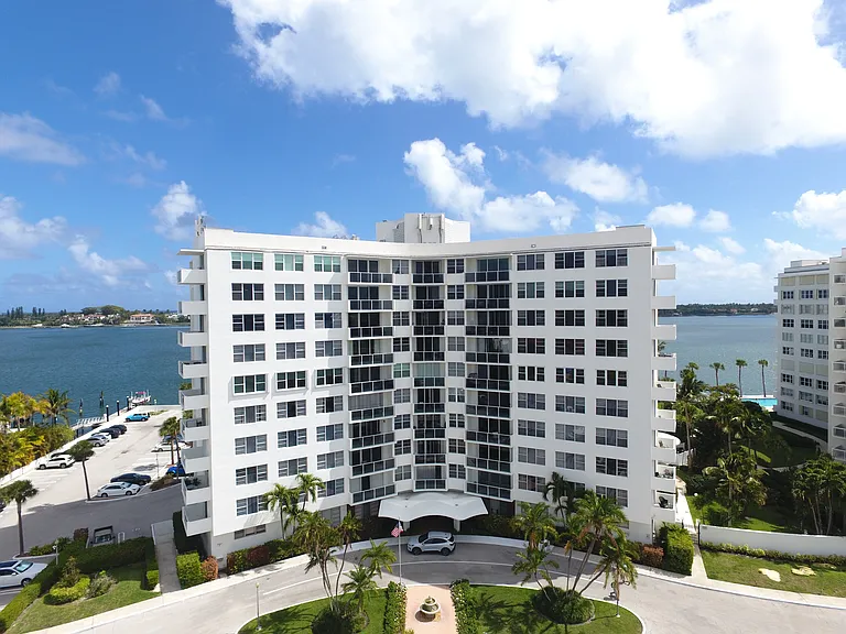 2800 N Flagler Dr #211-1 — Photo 1