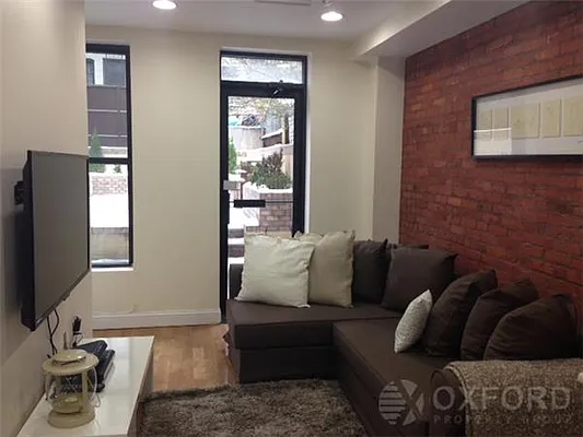 Rented by Oxford Property Group | media 29