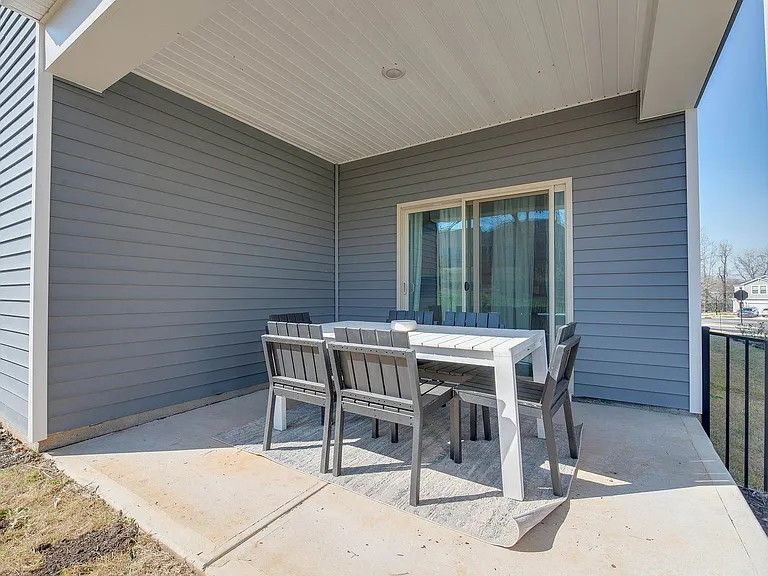 4009 Woodland View Dr — Photo 51