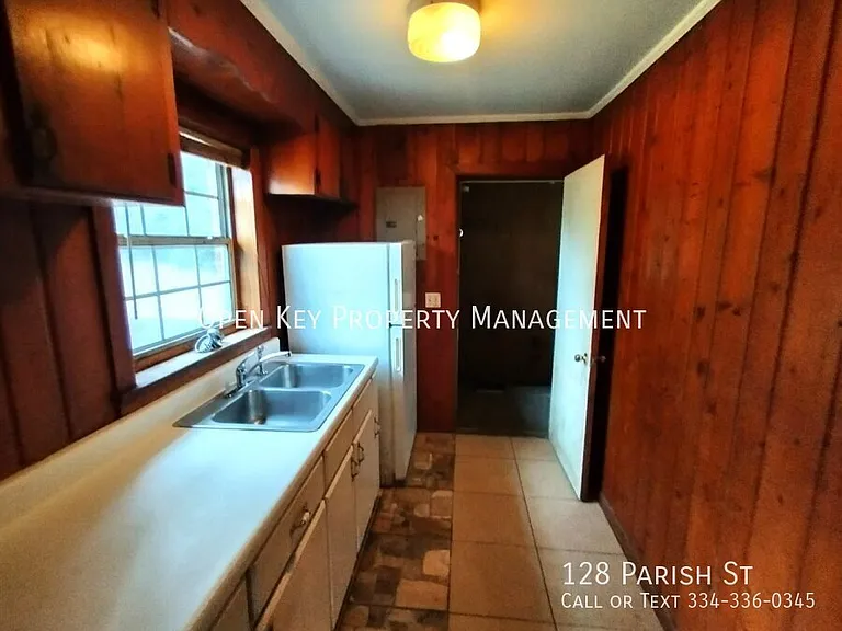 128 Parish St — Photo 2